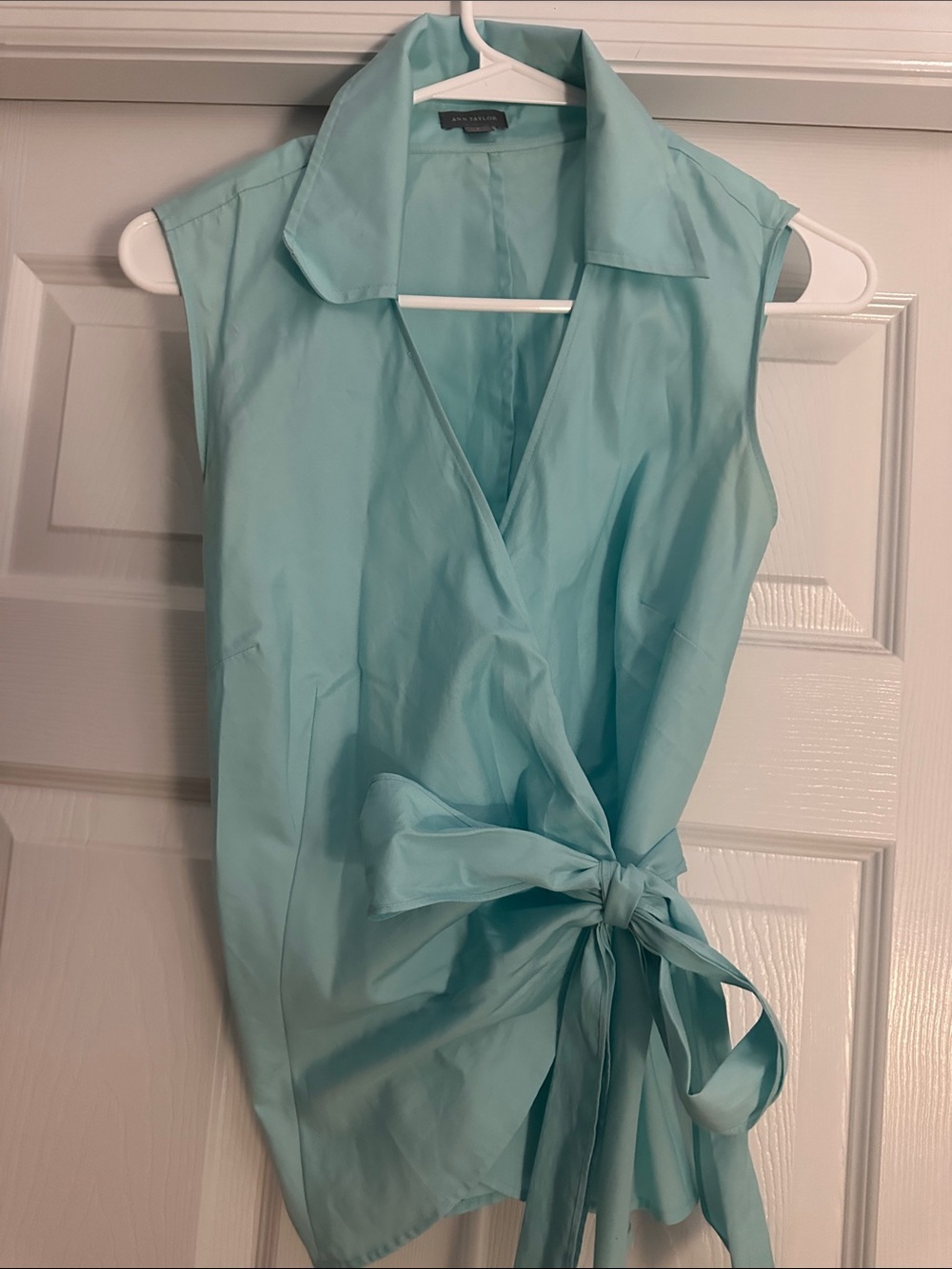 Ann Taylor Sleeveless Wrap Tie Blouse in Aqua